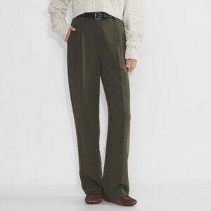 BRAND NEW NEVER WORN Aritzia Effortless Pants - Dark Olive